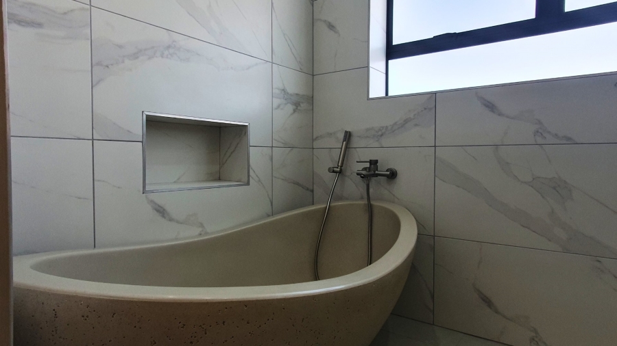 3 Bedroom Property for Sale in Dana Bay Western Cape